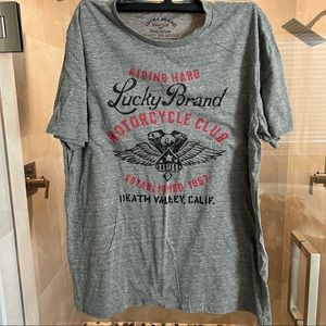 Like new. Men’s Lucky Graphic T-Shirt. Large. Soft!